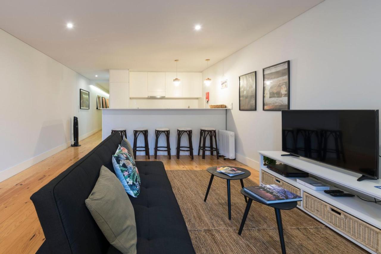 Lovelystay - Porto Peaceful Living W/ Backyard Extérieur photo