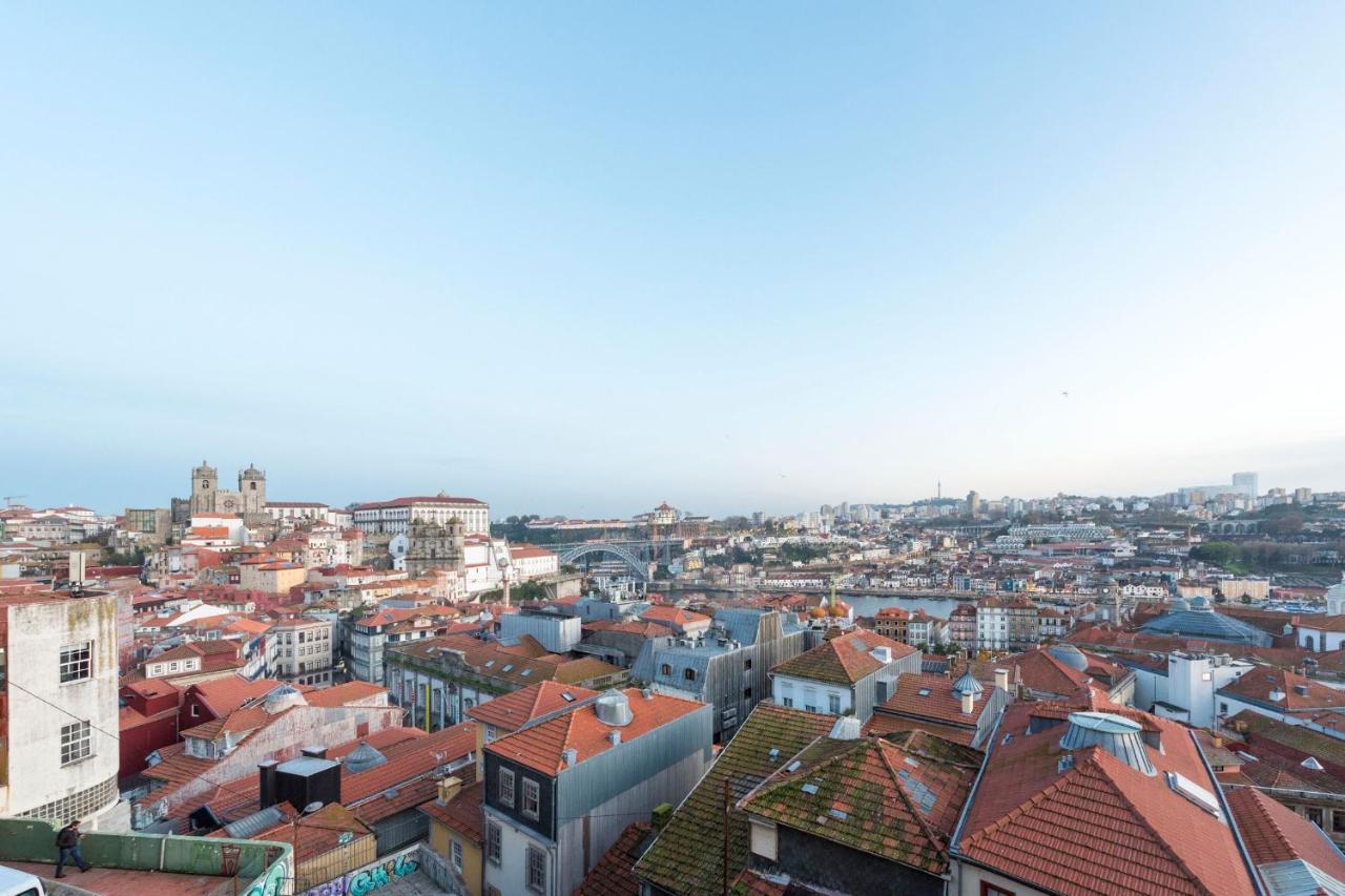 Lovelystay - Porto Peaceful Living W/ Backyard Extérieur photo