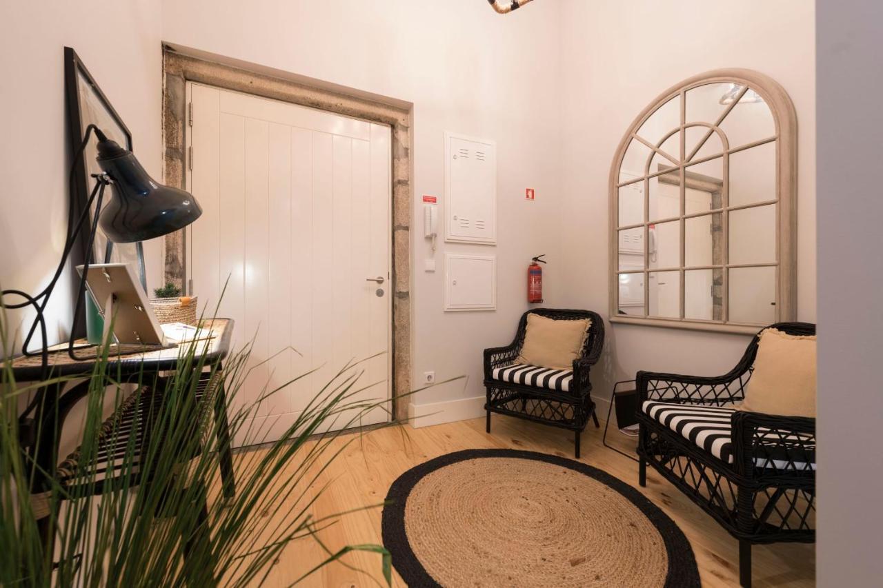 Lovelystay - Porto Peaceful Living W/ Backyard Extérieur photo